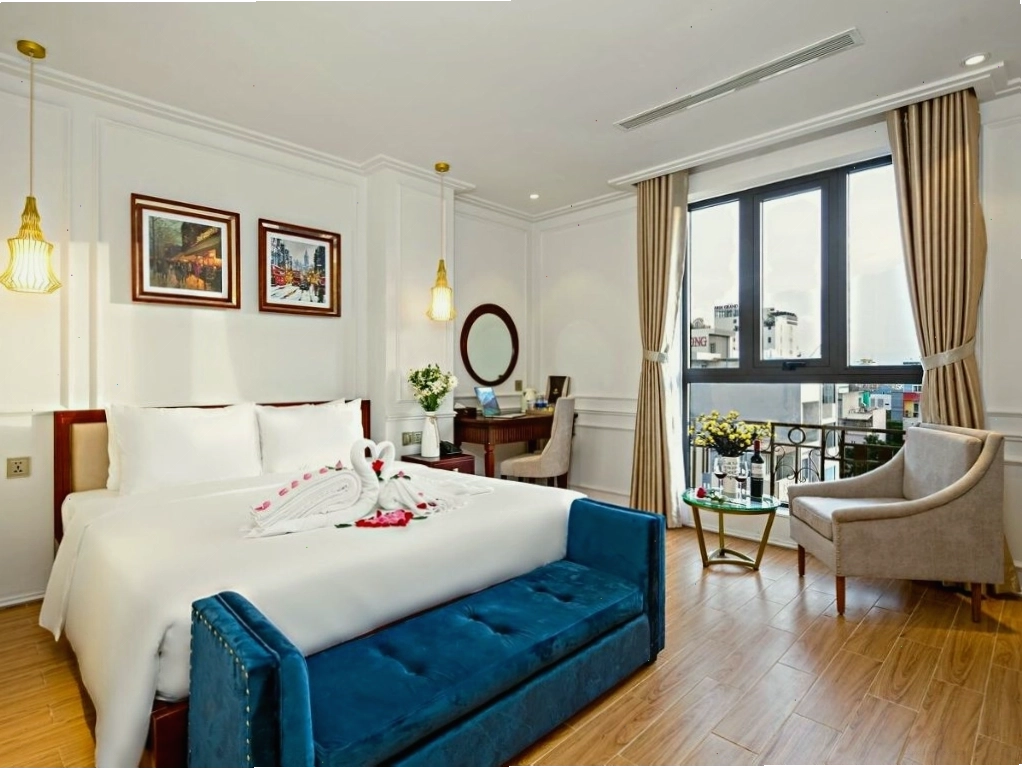 Phòng Deluxe King Suite tại Menora Grand Đà Nẵng