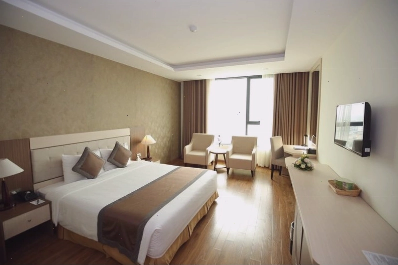 Phòng Deluxe King tại Mường Thanh Grand Thanh Hóa