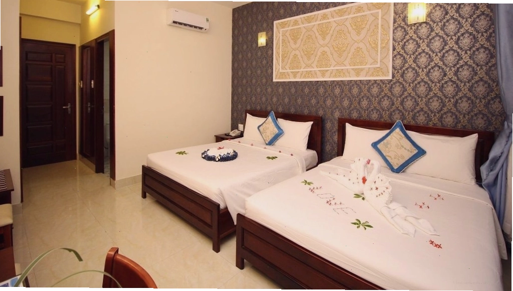 Phòng Deluxe Pool View với tầm nhìn đẹp ra hồ bơi