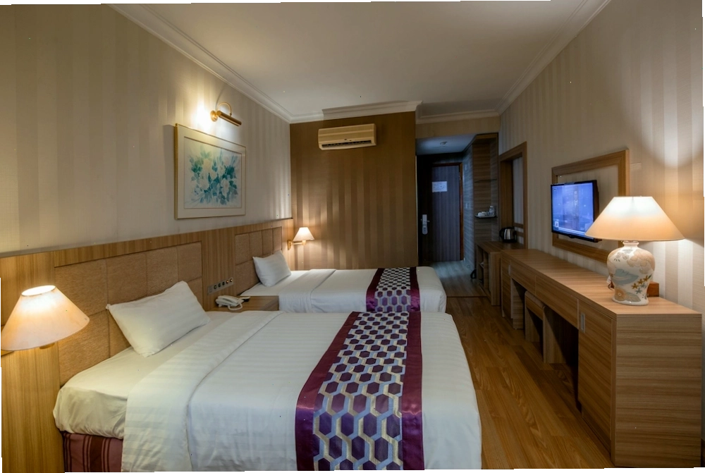 Phòng Deluxe tại Khách sạn Heritage Hạ Long với không gian rộng rãi
