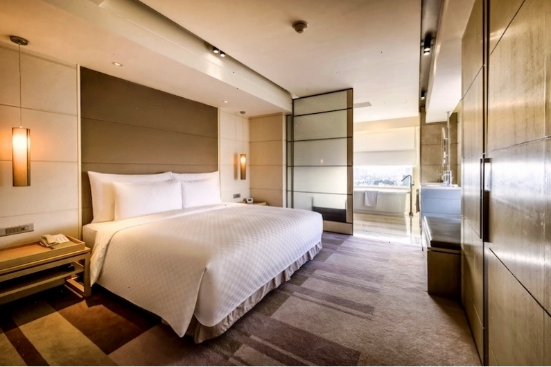 Phòng Executive Suite sang trọng tại Khách sạn Nikko Saigon