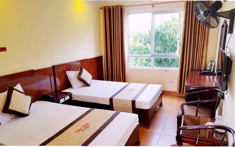 Phòng khách sạn giá rẻ gần biển Bãi Cháy