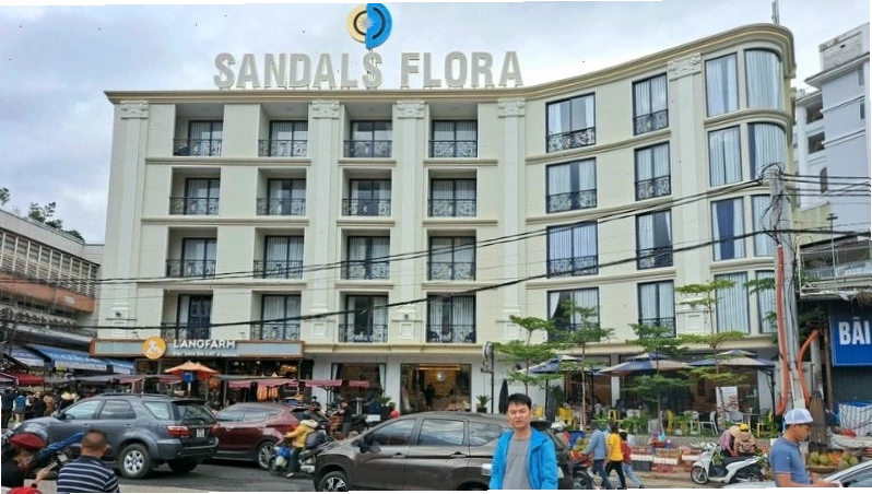 Phòng nghỉ ấm cúng tại Sandals Flora Hotel Đà Lạt