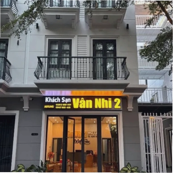 Phòng nghỉ sạch sẽ và ấm cúng tại Khách sạn Vân Nhi 2