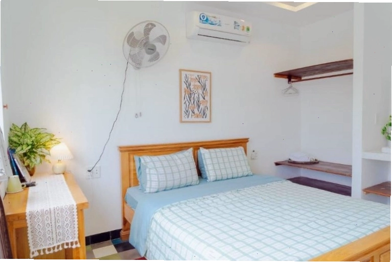 Phòng ngủ được giữ gìn sạch sẽ tại homestay