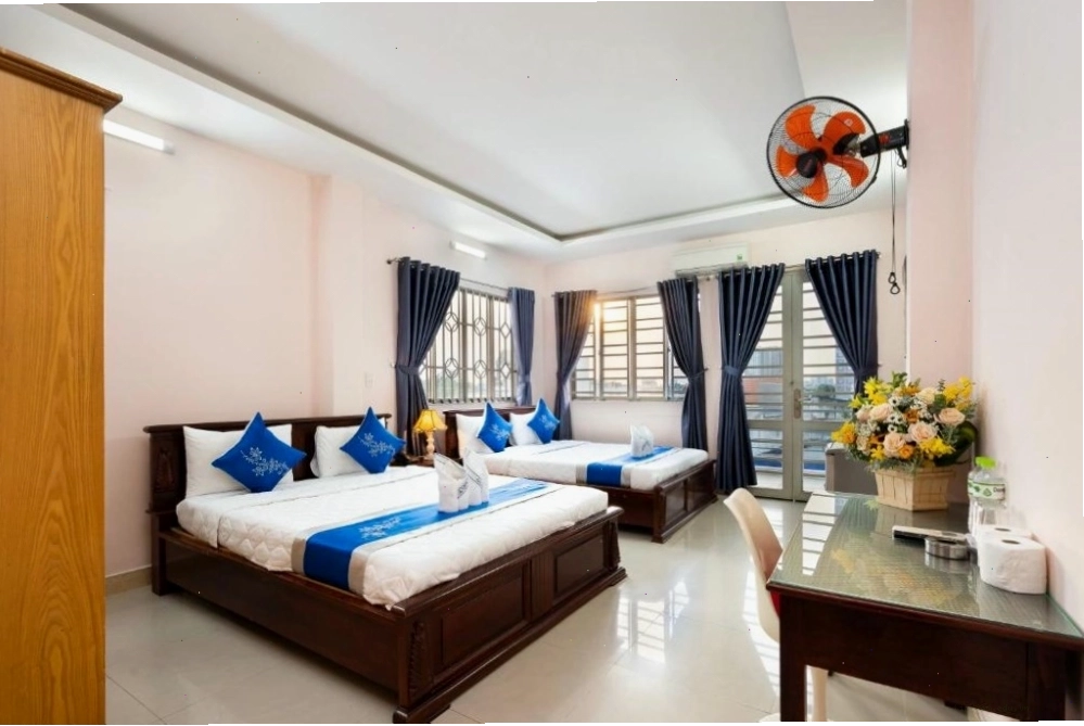 Phòng ốc rộng rãi và thoáng mát tại khách sạn Tân Phú Gia
