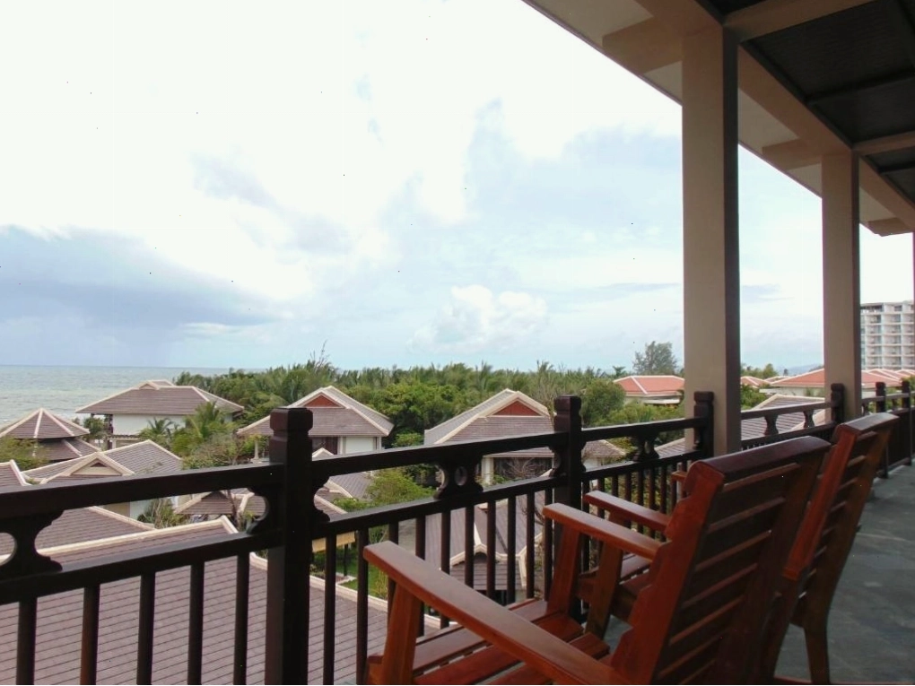 Phòng Premier Deluxe tại Anja Beach Resort & Spa