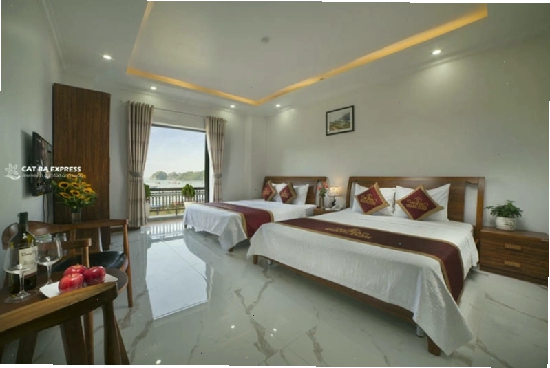 Phòng Standard Family View Biển Khách sạn Quang Tùng