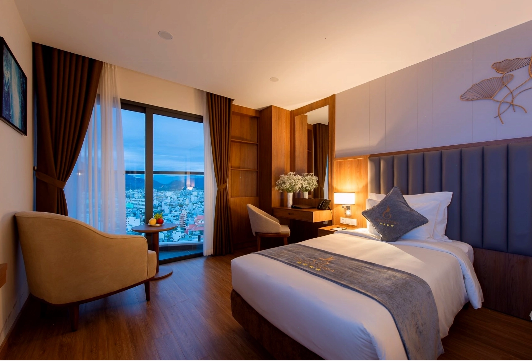 Phòng Superior sang trọng tại Khách sạn Grand Gosia Nha Trang