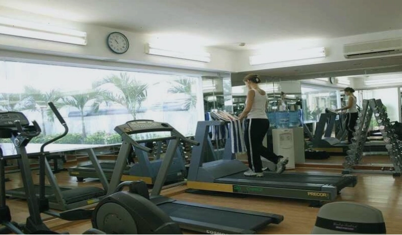 Phòng tắm tiện nghi tại Khách sạn Ramana