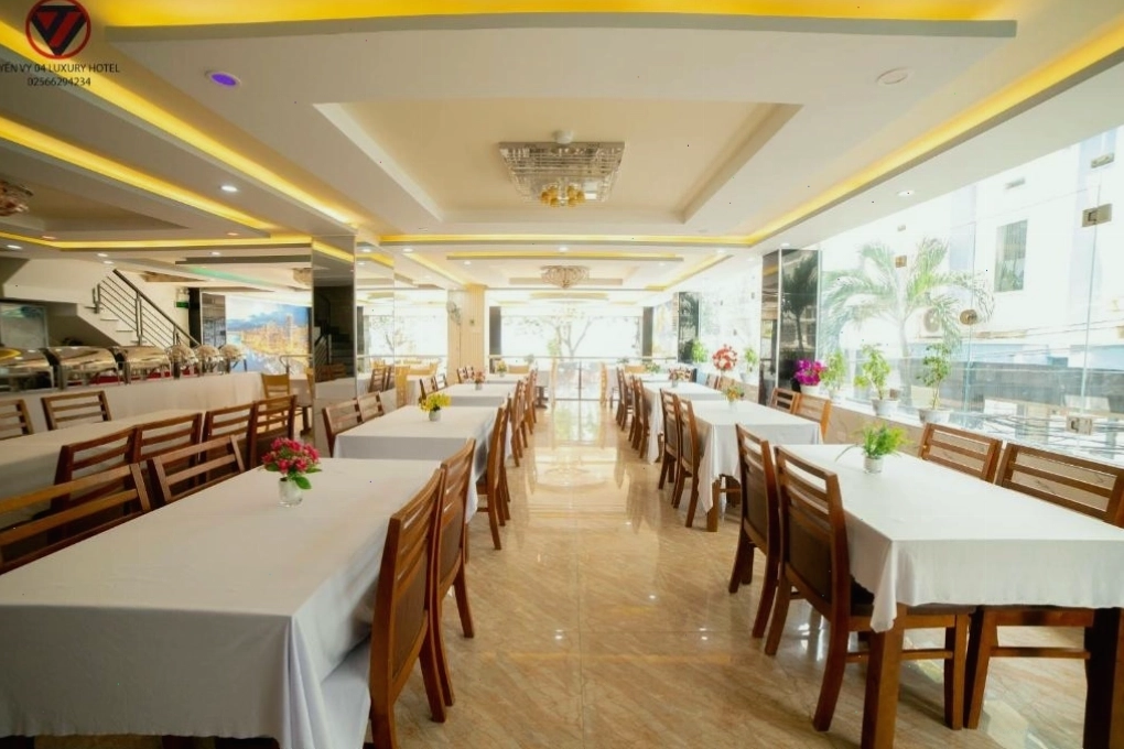 Phòng Triple tại khách sạn Yến Vy 04 Luxury Quy Nhơn, sức chứa lớn