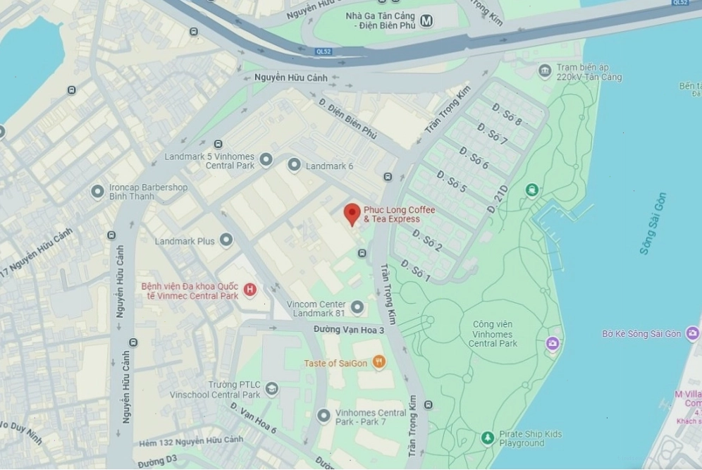 Phuc Long Coffee & Tea Express nằm đối diện khu công viên Vinhomes Central Park