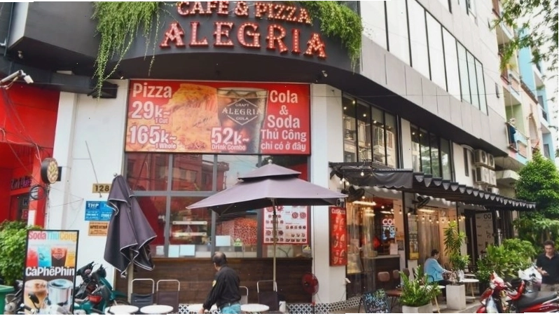 Pizza thơm ngon tại Cafe&Pizza Alegria