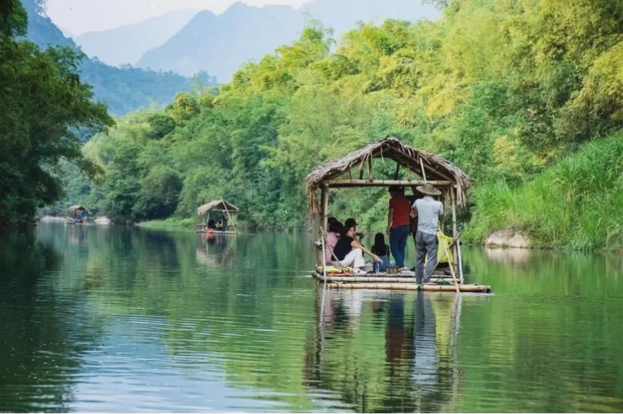 Pù Luông, địa điểm du lịch miền Bắc 2 ngày 1 đêm có không gian thiên nhiên xanh mát và ruộng bậc thang hùng vĩ