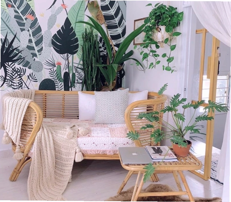Quán Cafe Hòn Chồng nhìn ra danh thắng Hòn Chồng