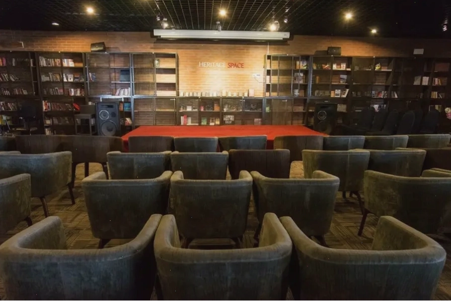 Quán cafe Nhà Trong Ngõ với không gian yên tĩnh và riêng tư