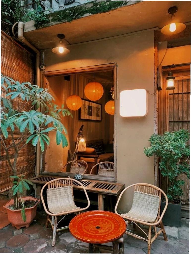 Quán cafe sân vườn với sự kết hợp hài hòa giữa cây xanh và kiến trúc