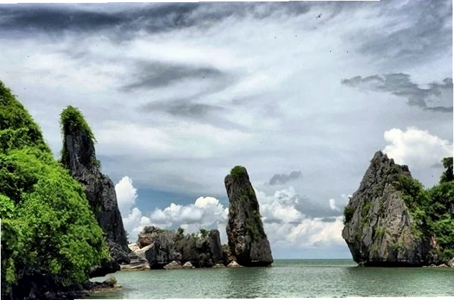 Quần đảo Hải Tặc với vẻ đẹp hoang sơ và những bãi biển trong xanh