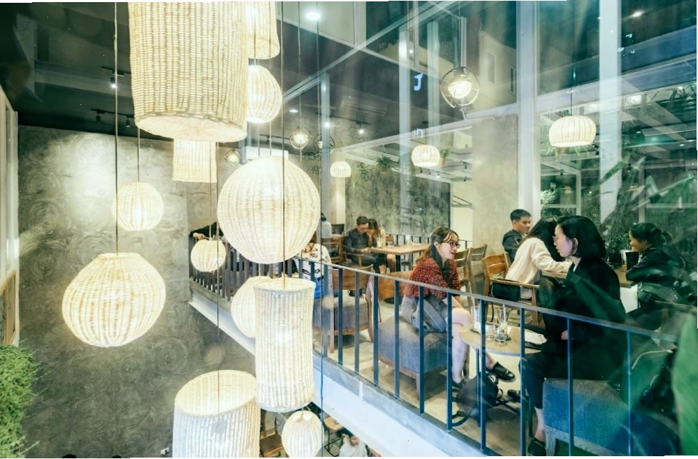 Quán Foglian Coffee khá rộng rãi với phong cách trang trí đẹp mắt