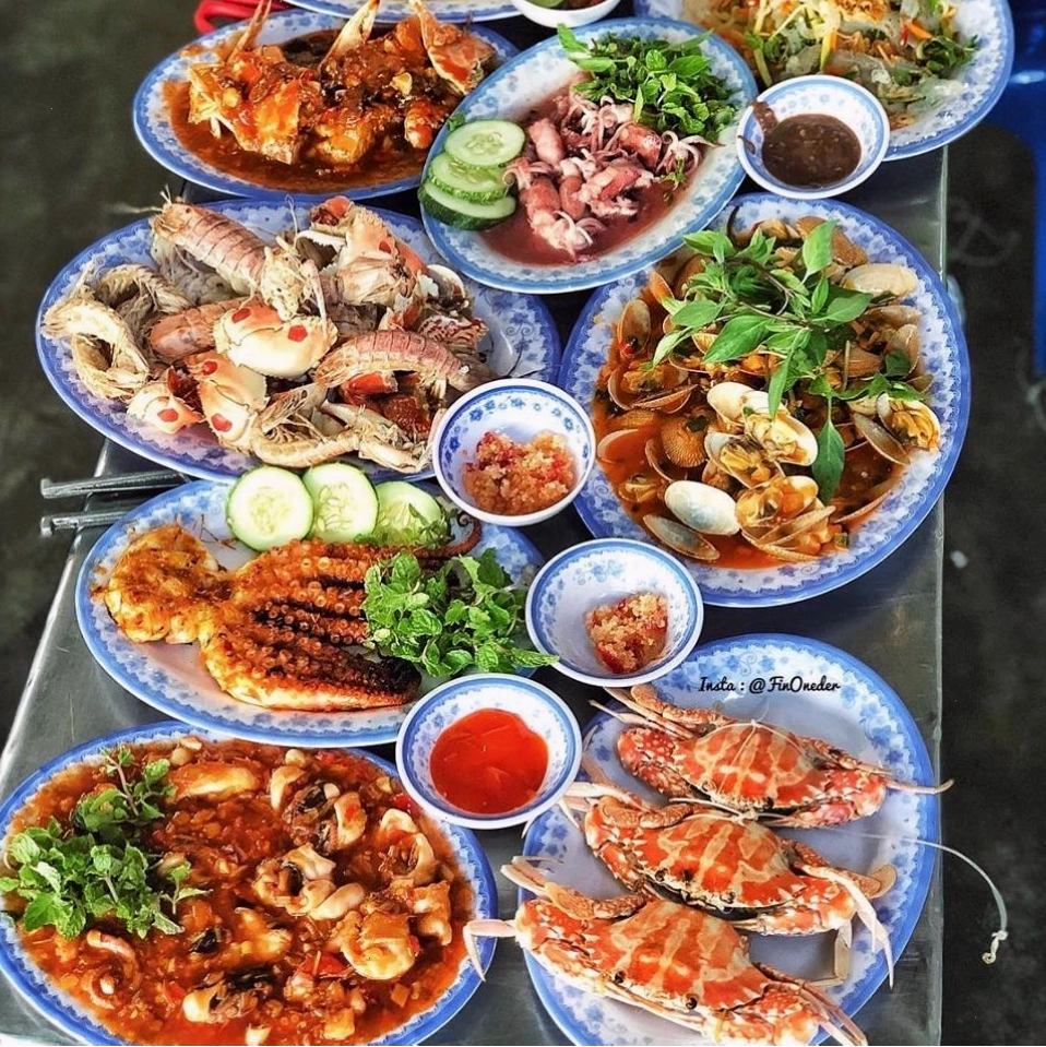 Quán Hải sản Năm Đảnh nổi tiếng