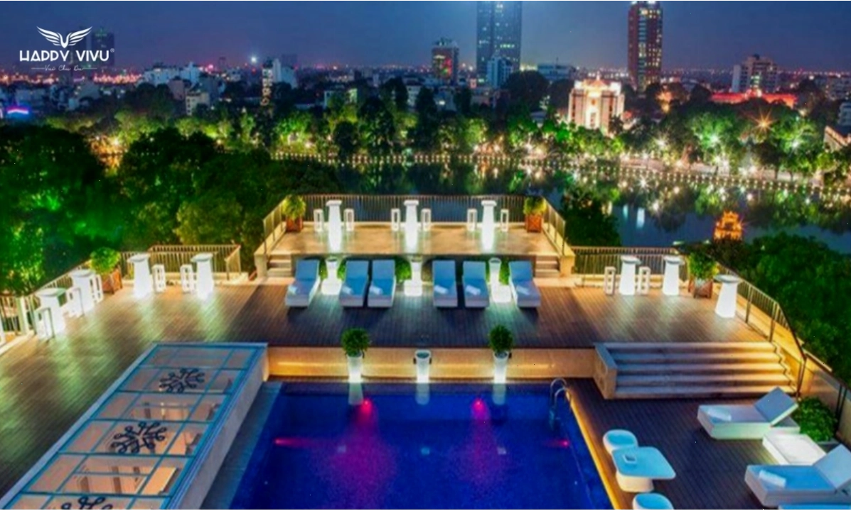 Quầy Bar One36 trên tầng thượng Khách sạn Apricot với view đẹp