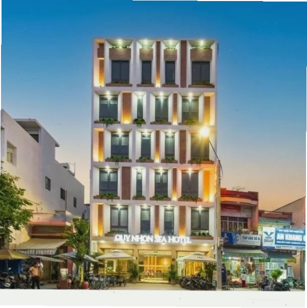 Quy Nhon Sea Hotel với vị trí trung tâm gần biển