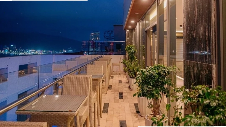 Relax Bar bên bờ biển