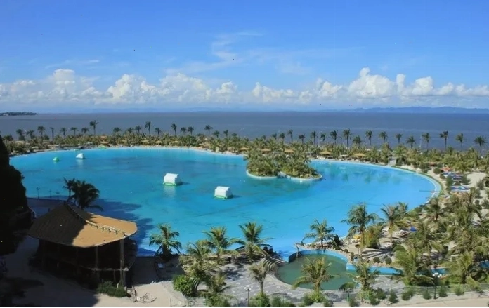 Resort có bể bơi tại Hòn Dấu