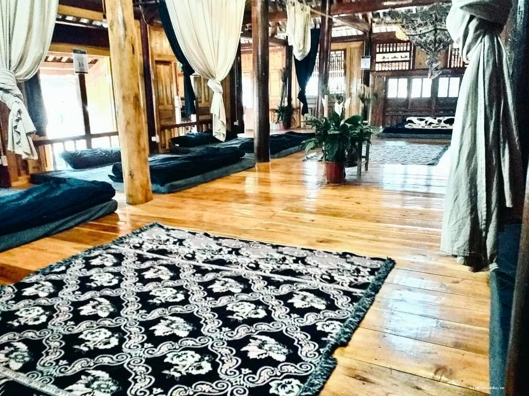 Review chi tiết Bụi Homestay Đồng Văn
