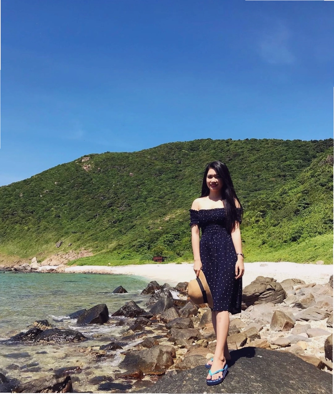 Rùa biển lên bờ đẻ trứng tại Hòn Bảy Cạnh
