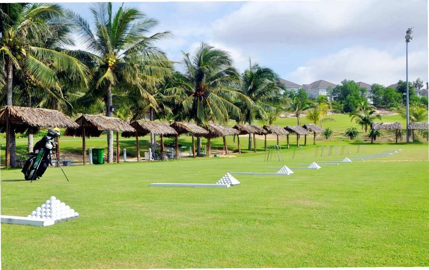 Sân Golf tại Sea Links Beach Villa 5*