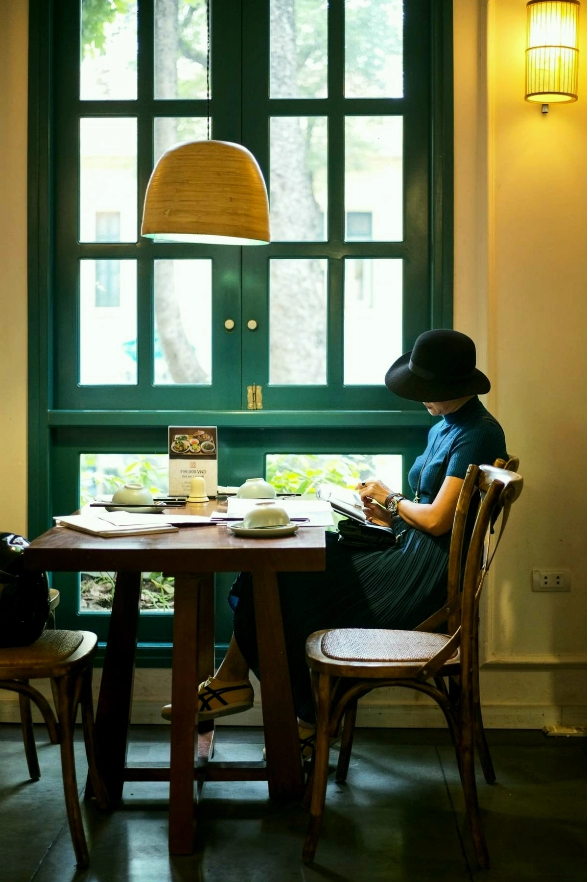 Sảnh chính nhà hàng Luk Lak với sức chứa lớn