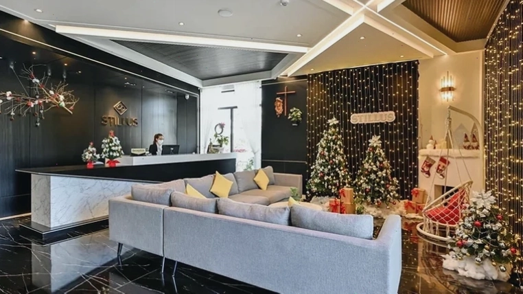 Sảnh lễ tân Stillus Boutique Hotel