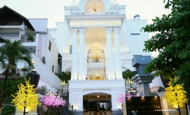 Sảnh tiệc sang trọng tại Cát Đằng Palace