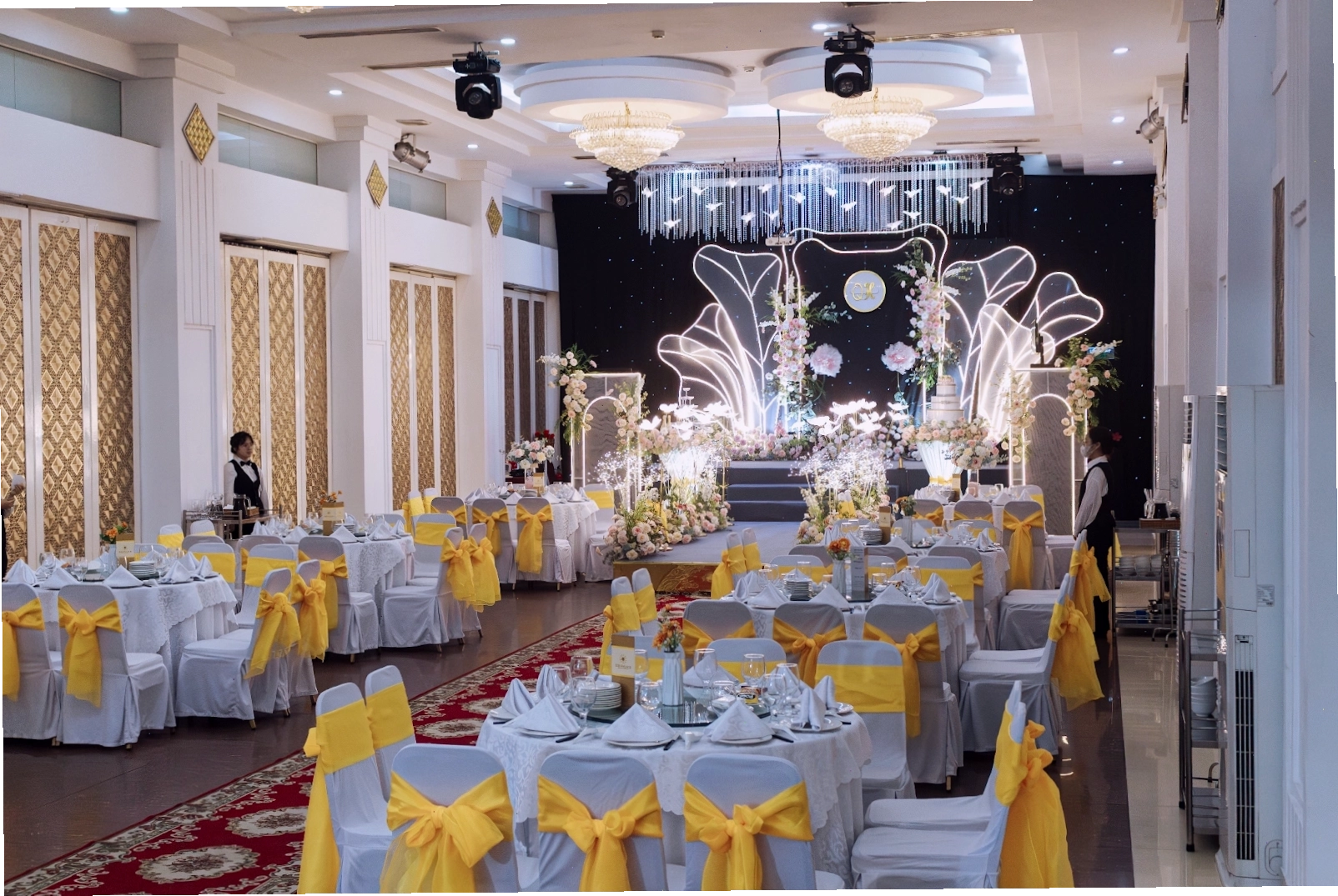 Sảnh tiệc Sun Palace với phong cách Tây Âu sang trọng