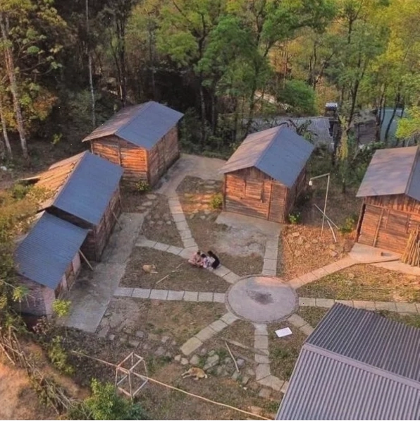 Sapa Hillcrest homestay nhìn ra thành phố Lào Cai
