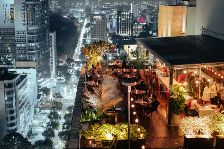 Shri Restaurant & Lounge: Trải nghiệm ẩm thực đỉnh cao và không gian rooftop ngoạn mục