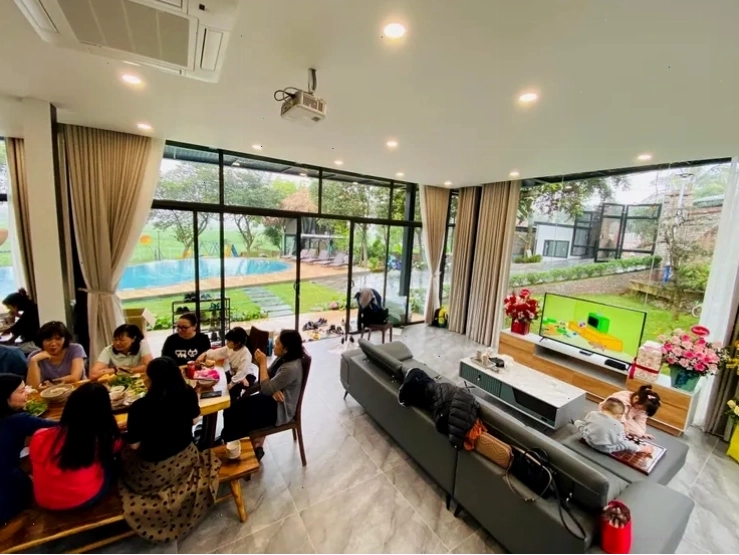Soca Villa Ba Vì về đêm lung linh và huyền ảo
