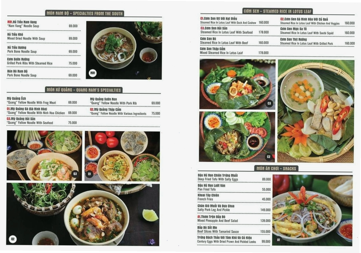 Sự nhộn nhịp tại nhà hàng Làng Ngon Nha Trang