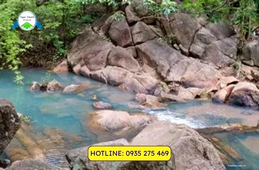 Suối Đá 4