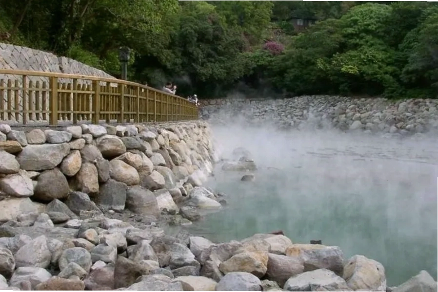 Suối khoáng nóng tại Kênh Gà - Ninh Bình