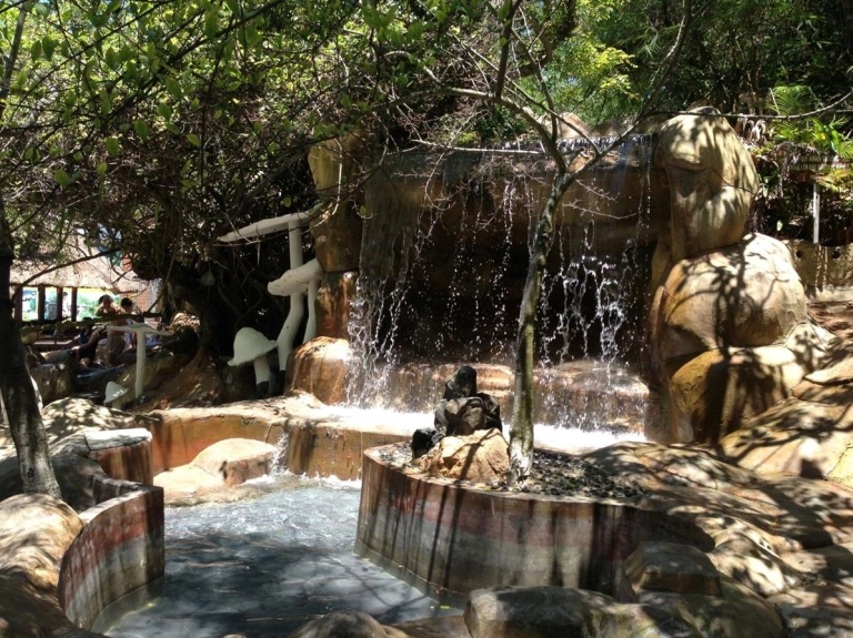 Suối nước nóng Nha Trang: Thiên đường thư giãn và phục hồi sức khỏe