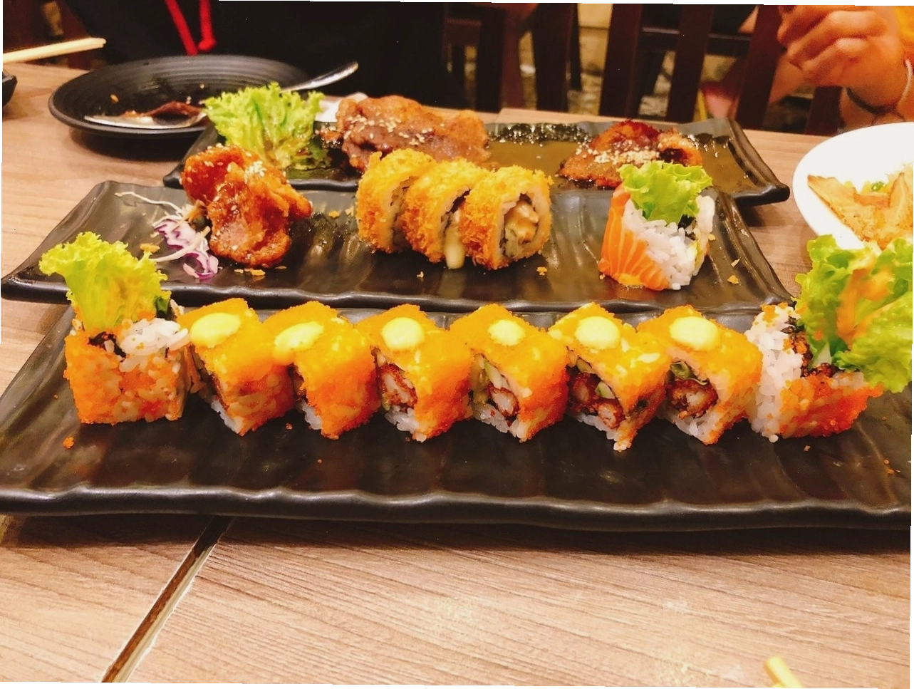 Sushi tươi ngon tại Miya Sushi & BBQ