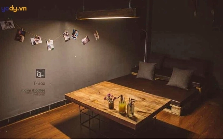 T-Box Cafe Phim với phòng riêng cho cặp đôi