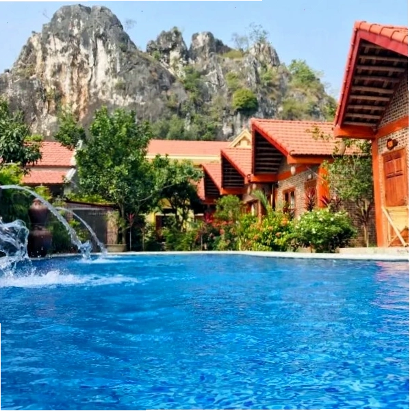 Tam Coc Friendly Homestay nhìn ra núi tại Ninh Bình