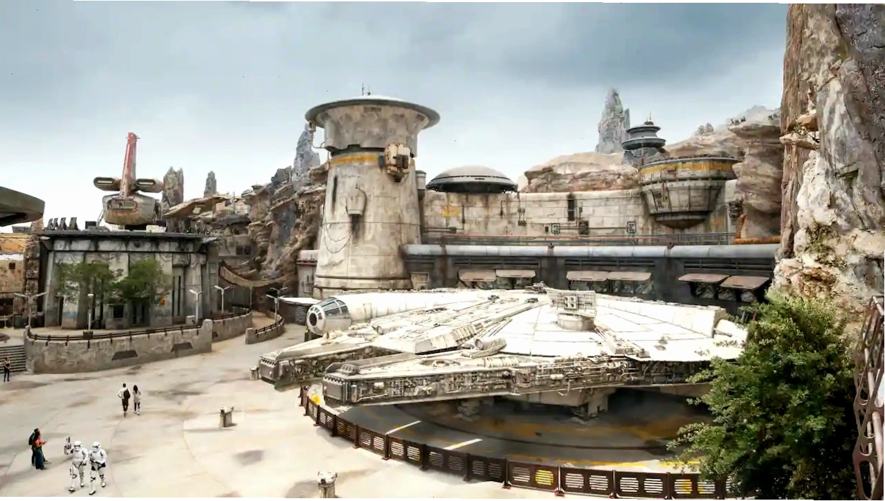 Tàu vũ trụ First Order tại Star Wars: Galaxy’s Edge