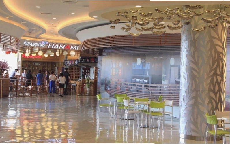 Teppanyaki Hanami Sushi với đa dạng các món ăn hấp dẫn