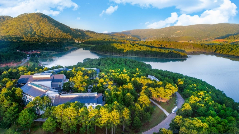 Terracotta Hotel & Resort Dalat: Trải nghiệm nghỉ dưỡng giữa rừng thông Đà Lạt