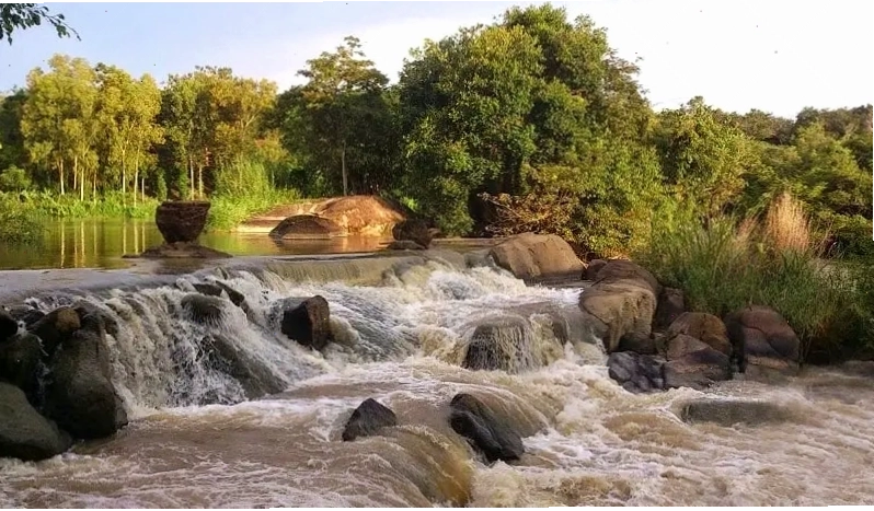 Thác Mai hoang sơ tại Đồng Nai ẩn mình giữa rừng cây