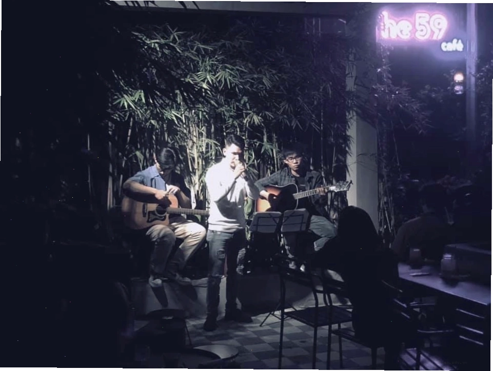 The 59 Cafe - Quán cafe núp hẻm với vẻ đẹp hoài cổ đặc biệt